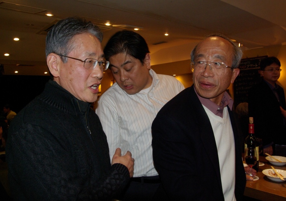 「BACK In Town」でライブ