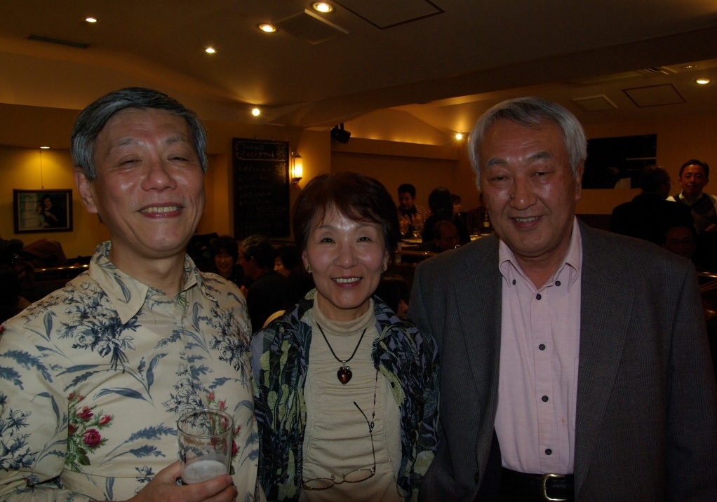 「BACK In Town」でライブ