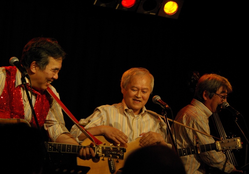 「Kaw Liga」ではアンコールの合唱が