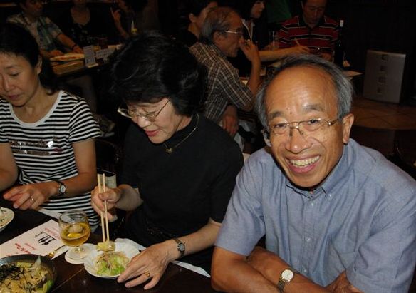 「BACK In Town」でライブ