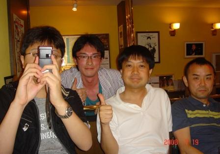 「BACK In Town」でライブ