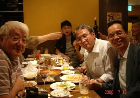 「BACK In Town」でライブ